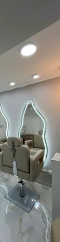 O outro a