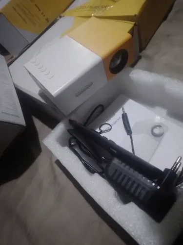 Projetor novos na caixa 