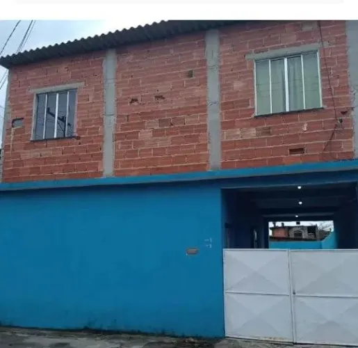 vendo casa muito boa com quintal