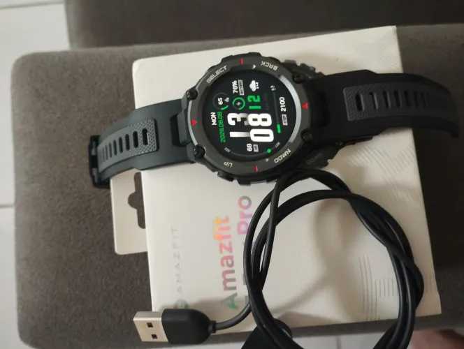 Relógio T FEX Pro 1.3mm, ( apenas 7 dias de uso) treinos diários, corrida, natação, bike