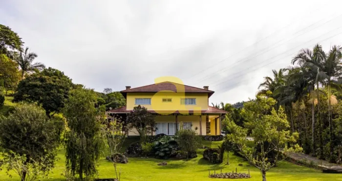 Procurando sossego em um lugar lindo em Blumenau? Venha conhecer esse Sítio