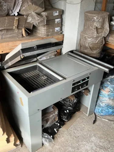 Seladora MAK-PACK MONO 500 220V - Máquina de Embalagem