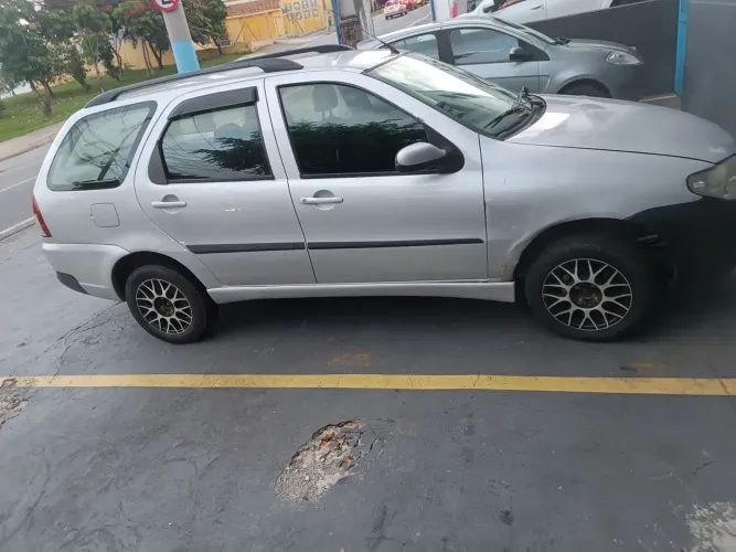 Fiat Palio Weekend ELX 1.3 MPI Flex 8V 4P 2005