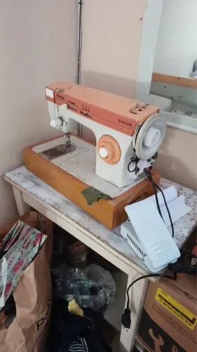 Máquina de Costura Singer Zig-Zag à Venda