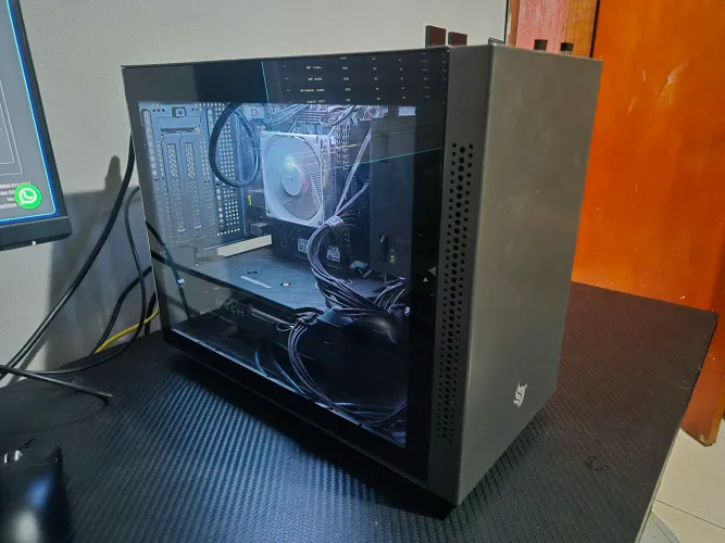 PC Gamer I9 + RX 6650 XT 16GB