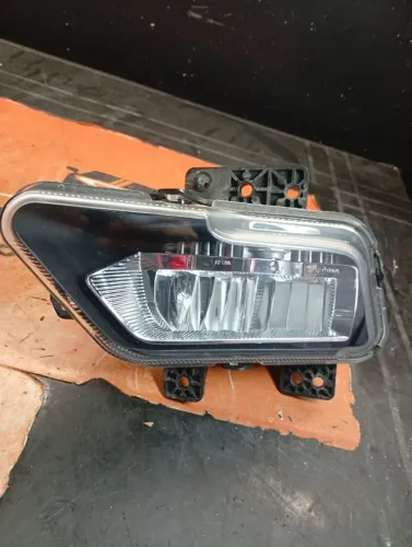 Farol De Milha Esquerda Fiat Toro 2022 Original Com Detalhe