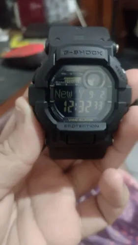Relógio g shock novo com caixa (só precisa comprar a pulseira)