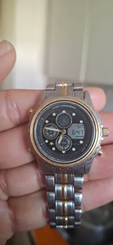 Relógio  citizen Original vendo olx pay mais entrega para todo Brasil faço envio 