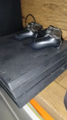 PS4 pro 1tb pra vender 