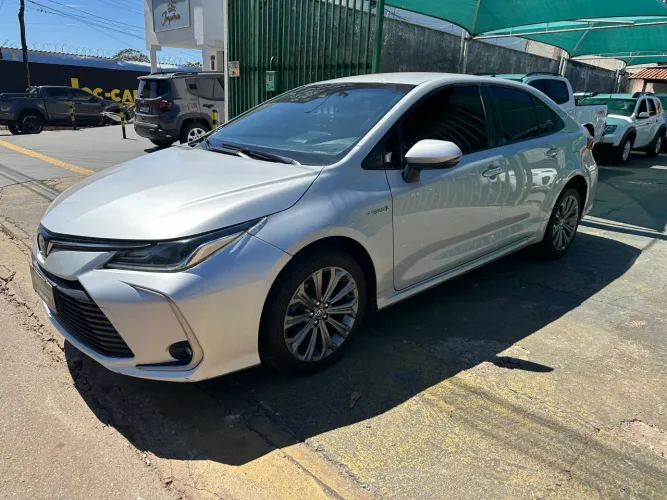Toyota Corolla Altis Hybrid 1.8 16V Flex Aut. 2020