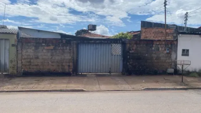 Leia a descrição: Lote Comercial 218,89m² (Asfalto, Agua e Esgoto) Parque Anhanguera II