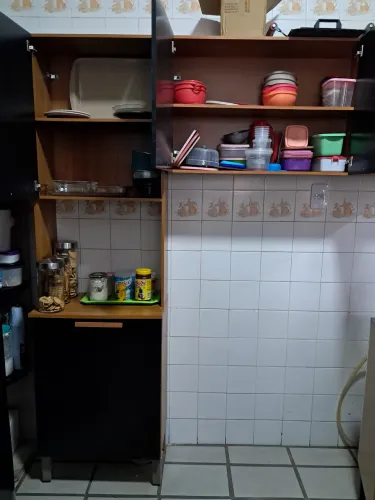 Vendo um armário em L