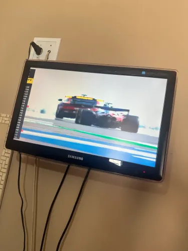 TV E MONITOR LED SAMSUNG 22 POLEGADAS