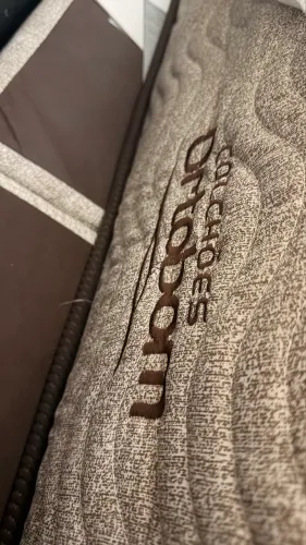 Cama box + colchão Ortob0m Queen Size
