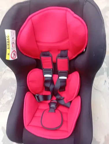 Cadeirinha infantil telefone *