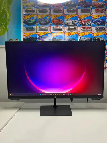 Monitor KBM gaming 180hz