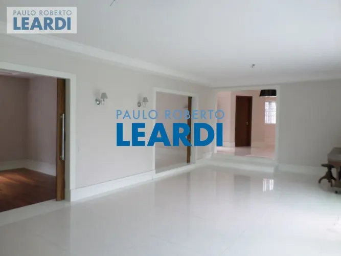 CASA EM CONDOMÍNIO - MORUMBI - SP