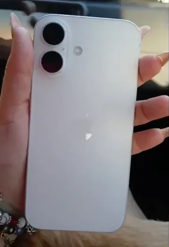 Vendo iPhone 16 semi novo 