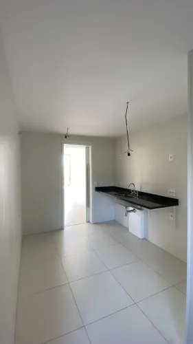 Imóvel para venda possui 95 metros quadrados com 2 quartos em Ipanema - Rio de Janeiro - R