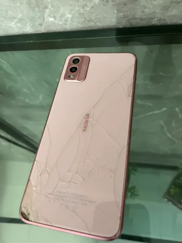 NOKIA c32
