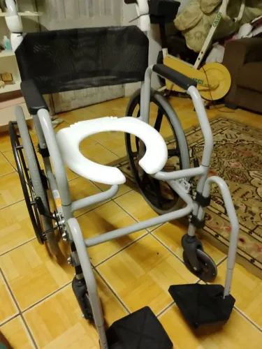 Cadeira rodas banho Jaguaribe
