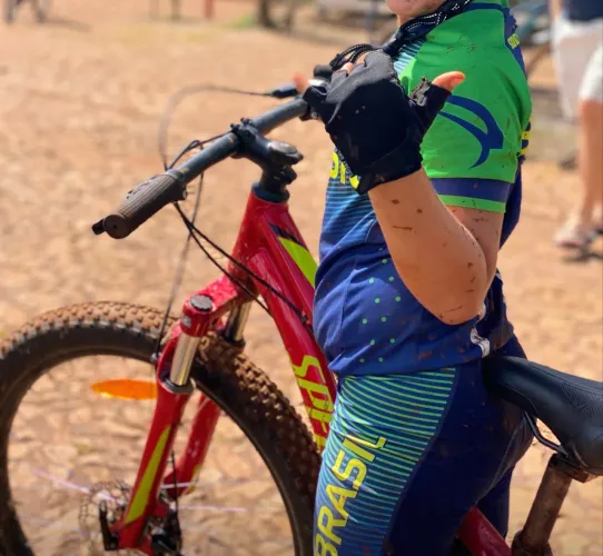 bicicleta  specialized aro 24 - Excelente estado de conservação 