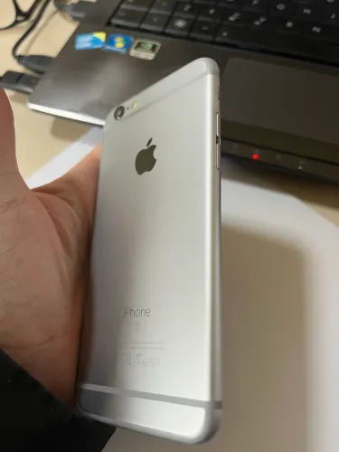 iPhone 6s - 32GB