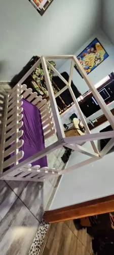 Cama rústica montessorial casinha 