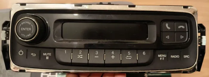 Radio som Bluetooth Fiat Strada Freedom Original