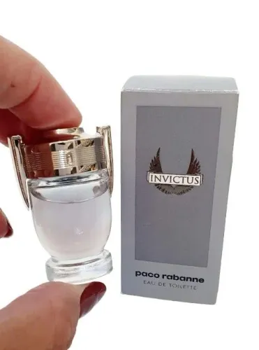 Miniatura Invictus masculino