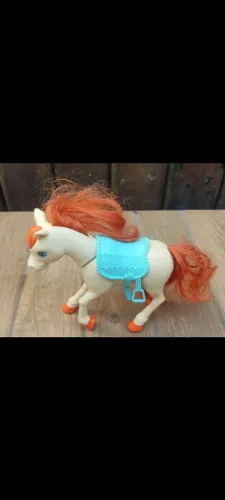 Pônei articulado da Barbie<br>*Da marca Mattel<br>*Para colecionares <br>*40 reais