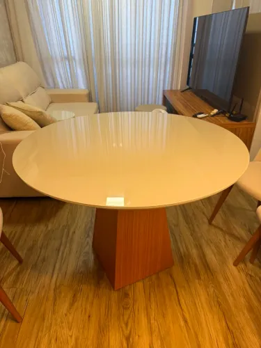 Mesa redonda 1.10m diâmetro + prato giratório