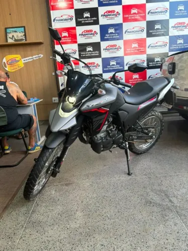 YAMAHA Lander XTZ 250 2026!! ÚNICO DONO!! APENAS 2 MIL RODADOS