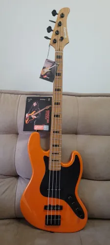 Baixo Strinberg Jbs 504 (Aninha Deleones)