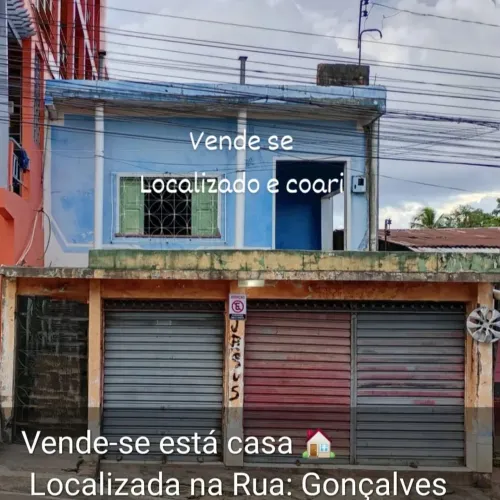 Vende se está na cidade de Coari 5 de frente 35 de fundo localização no centro da cidade