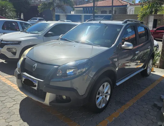 Renault Sandero Stepway Hi-power 1.6 8V 5P 2013