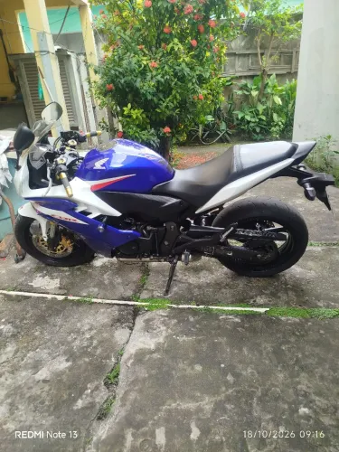 CBR 600F LINDA IMPECÁVEL
