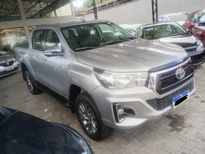 Toyota Hilux CD SRV 4X4 2.8 TDI Diesel Aut. 2019