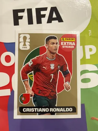 Figurinha extra Sticker ouro Cristiano Ronaldo.
