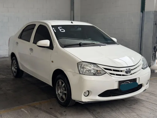 Toyota Etios X Sedan 1.5 Flex 16V 4P Mec. 2016