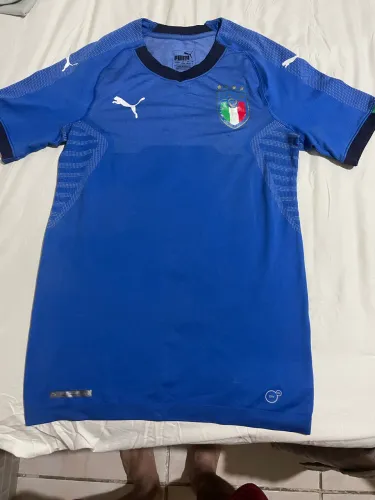 Camisa seleção Itália ? valor 90 reais entrego em Caxias centro
