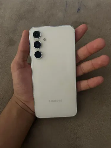 Samsung galaxy S23 fe