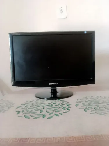 Monitor Samsung sync master 2033