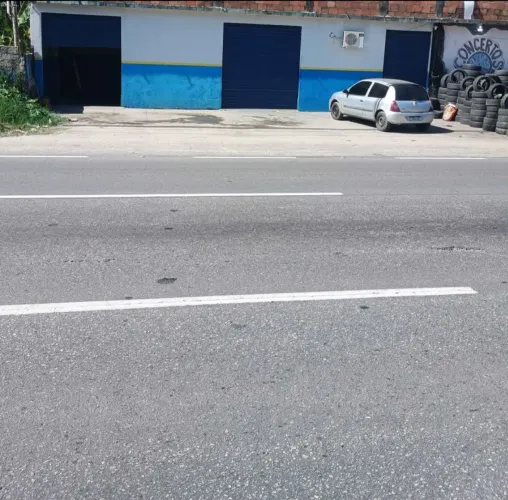 Alugo loja de frente para Av Brasil 