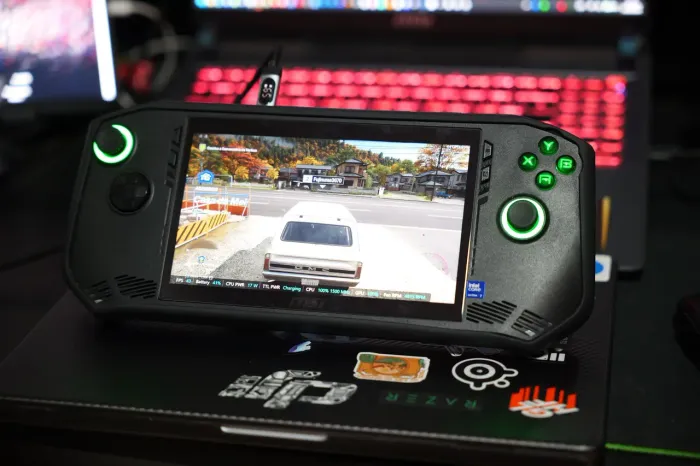 PC portátil MSI Claw