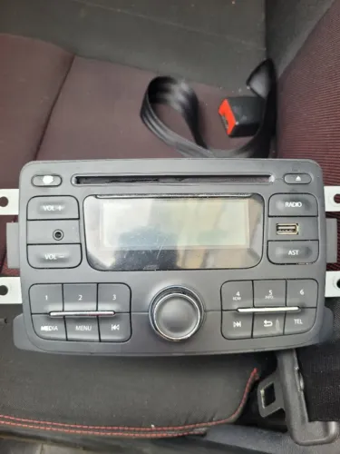 Rádio, CD e USB Original Renault Sandero Stepway 2012.