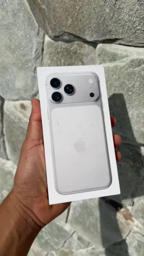 iPhone 17 Pro max 256GB - Silver