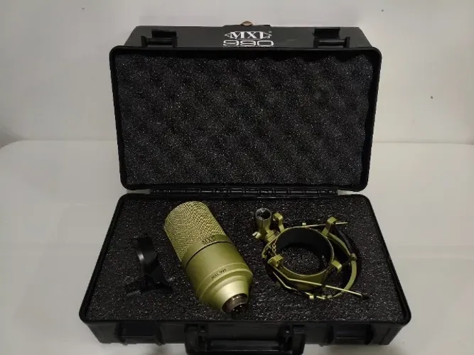 Microfone Condensador Profissional MXL 990
