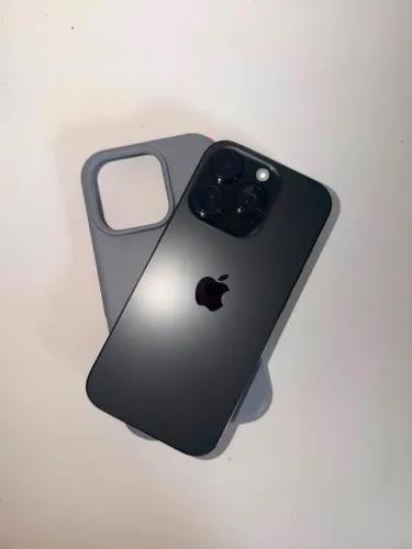 A venda iPhone 16 Pro 128Gigas Bateria 92% nota fiscal carregador capa