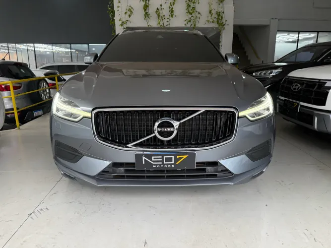 Volvo XC-60 XC 60 D-5 Momentum 2.0 AWD Diesel 5P 2019
